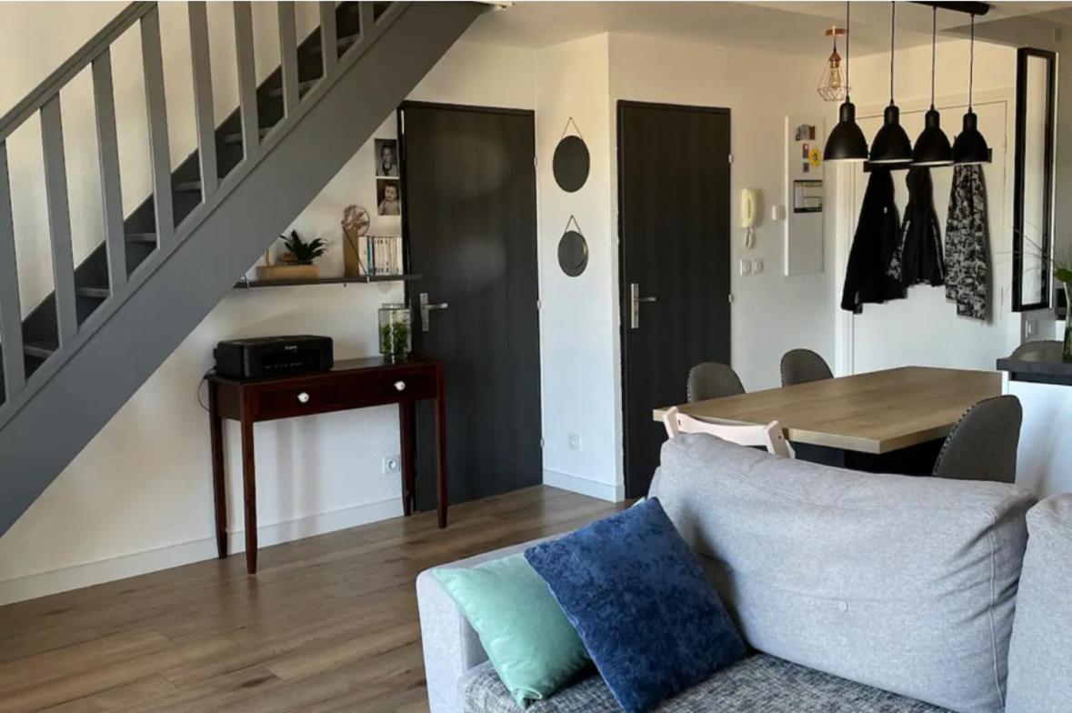 Appartement Cosy Proche Toulouse Castelginest エクステリア 写真